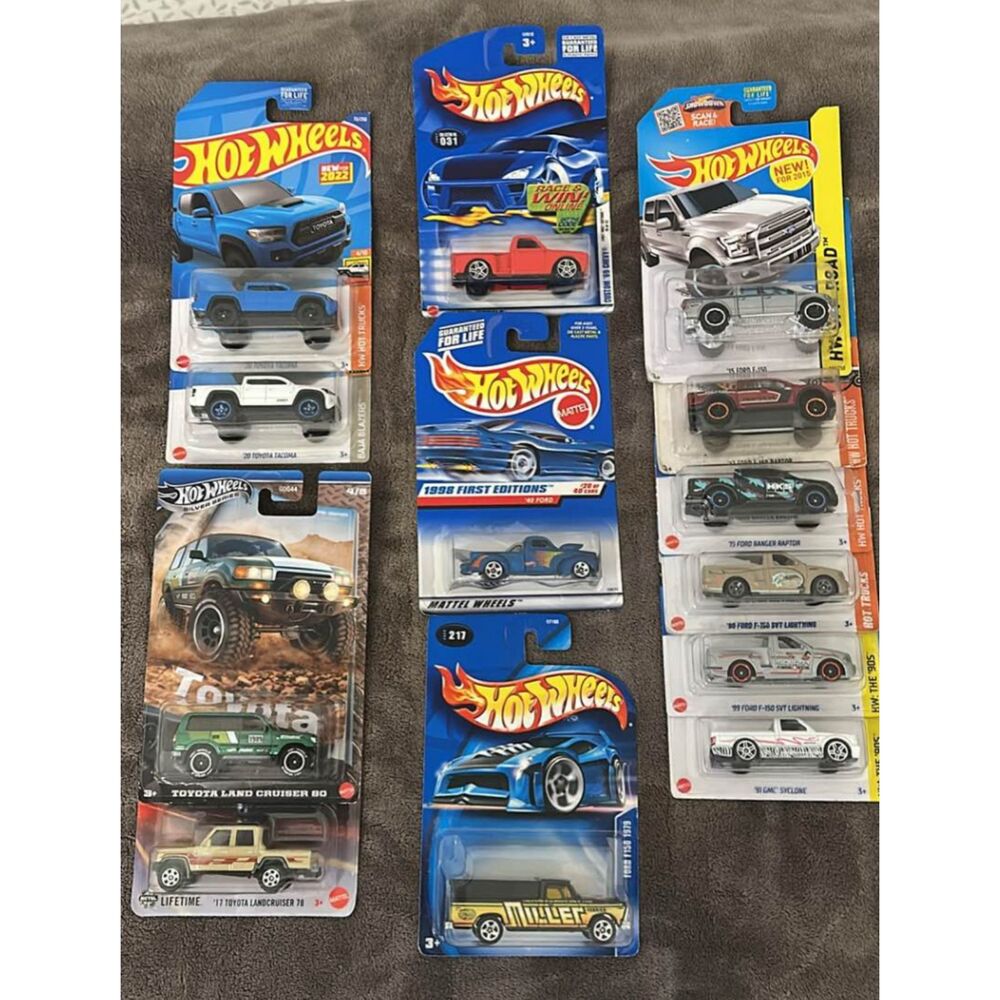 Hot Wheels Truck Vintage LOT (13) - Toyota Land Cruiser, Tacoma, F-150 Lightning